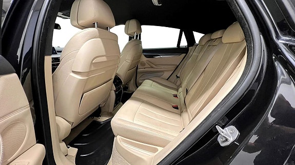 BMW X6 12 of 24