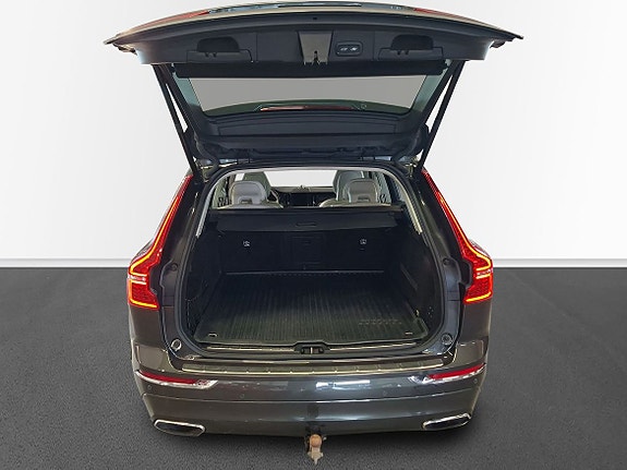 Volvo XC60 6 of 11