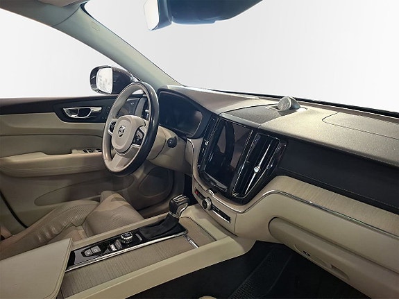Volvo XC60 9 of 11