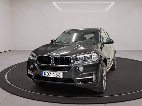 BMW X5 3 of 5