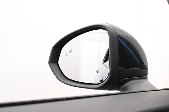 Lynk & Co 01 19 of 27