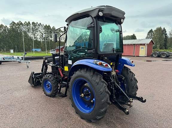 Traktor Blue 504, 4W, frontlastare och 4:1 skopa + gafflar 7 of 12