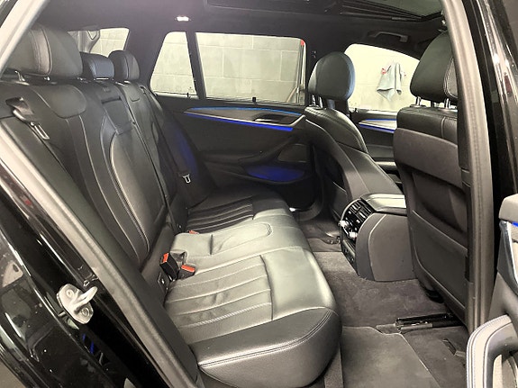 BMW 530d 15 of 17
