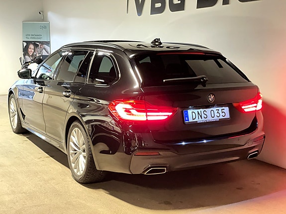 BMW 530d 6 of 17