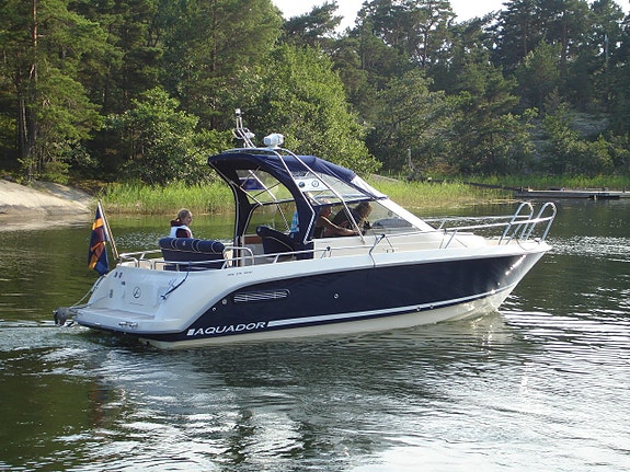 Aquador 25 WAe / Mercruiser 4,2 320hk - 1 ägare 335h