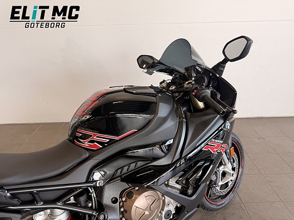 BMW Motorrad S 1000 RR | Nyservad | Nytt bakdäck | Nybesiktad 8 of 21