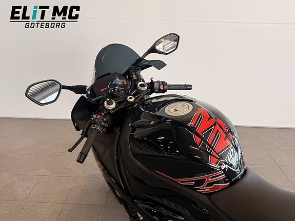 BMW Motorrad S 1000 RR | Nyservad | Nytt bakdäck | Nybesiktad 11 of 21