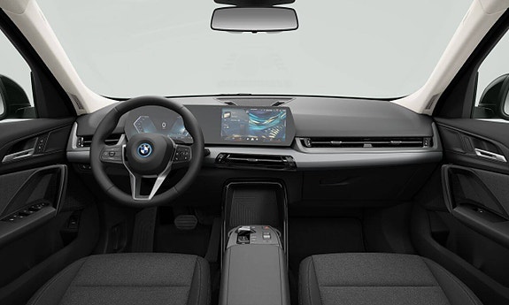 BMW iX1 4 of 4