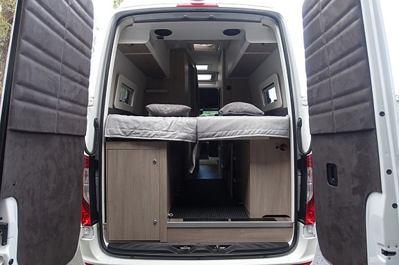 Kabe Travel Master Van 690 LB Dragkrok 2800 Kilo / AC i Bodelen 5 of 5