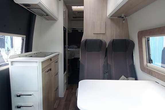 Kabe Travel Master Van 690 LB Dragkrok 2800 Kilo / AC i Bodelen 10 of 19