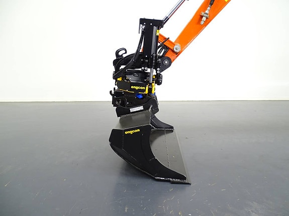 Kubota U27-4 / Engcon / EC204/Grip / S40 Microprop MIG2 6 of 7