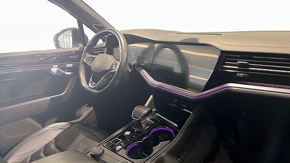 Volkswagen Touareg 12 of 18
