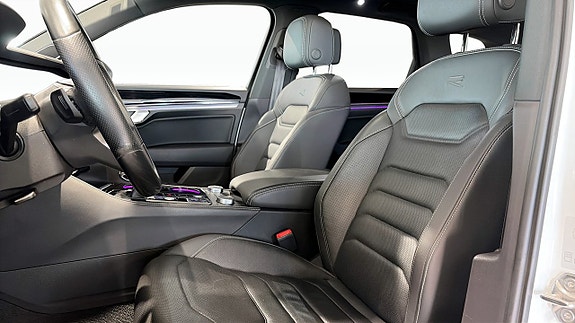 Volkswagen Touareg 8 of 18