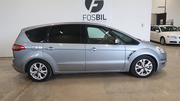Ford S-MAX 3 of 5