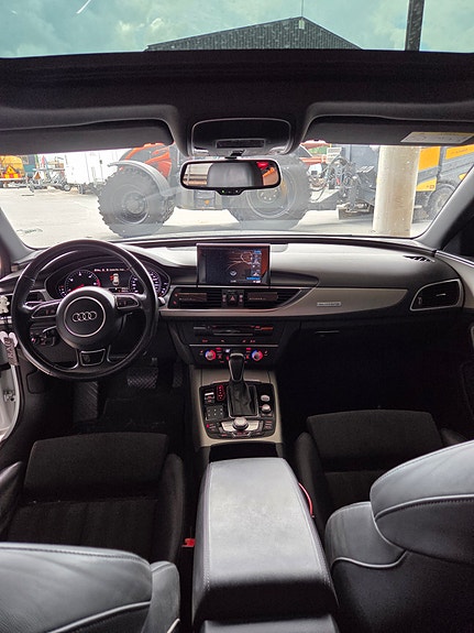 Audi A6 allroad 2 of 5