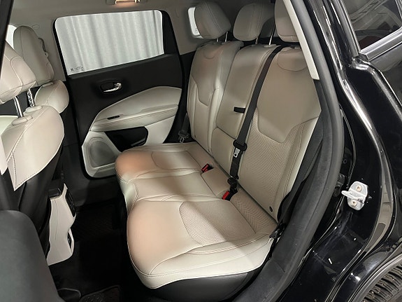 Jeep Compass 5 of 5