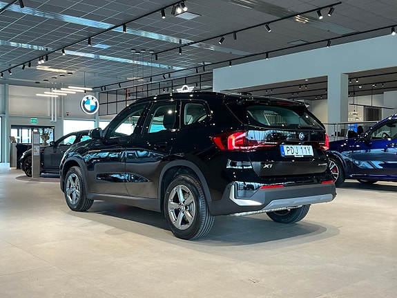 BMW X1 6 of 17