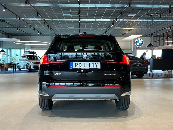 BMW X1 5 of 5