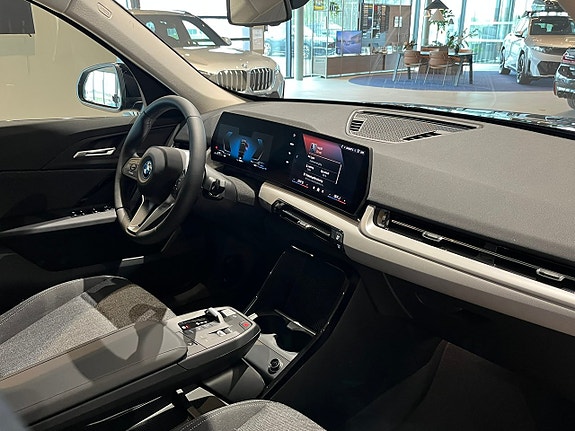 BMW X1 14 of 17