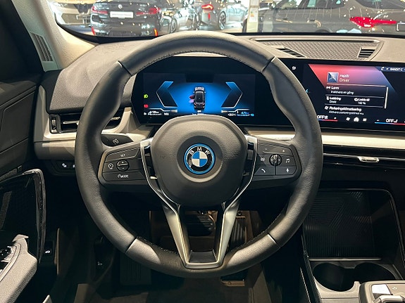 BMW X1 9 of 17