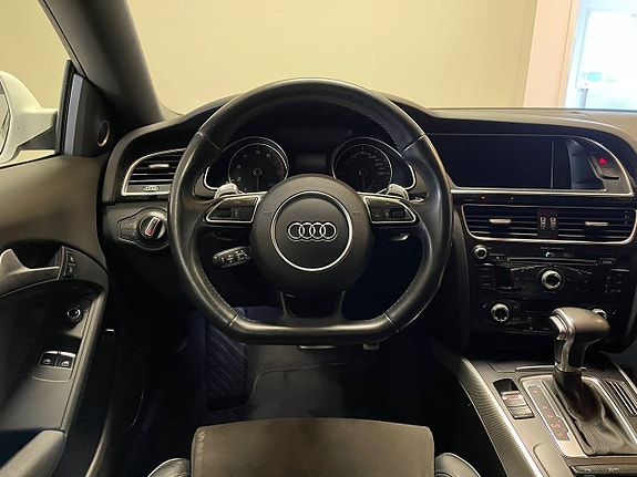 Audi A5 8 of 23