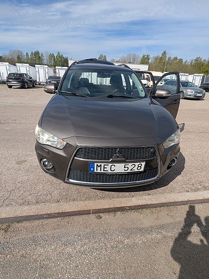 Mitsubishi Outlander 8 of 10