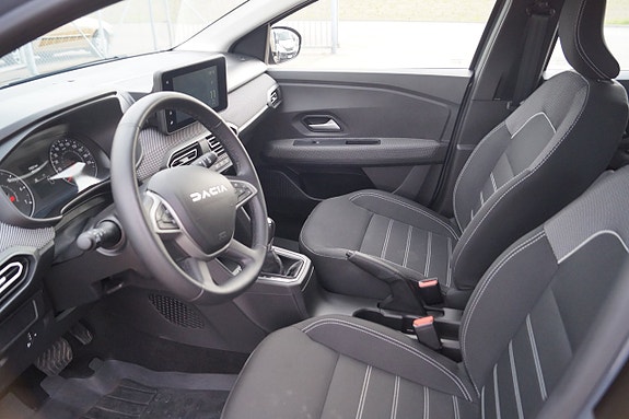 Dacia Sandero 22 of 24