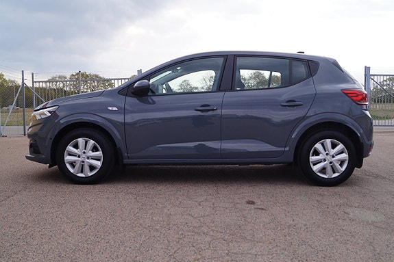 Dacia Sandero 8 of 24