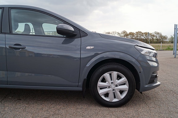 Dacia Sandero 12 of 24