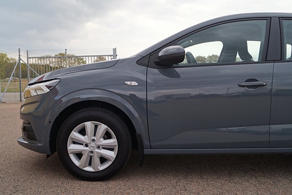 Dacia Sandero 10 of 24
