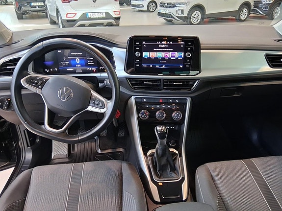Volkswagen T-Roc 5 of 5