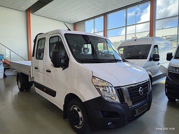 Nissan Interstar 3 of 5