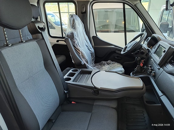 Nissan Interstar 16 of 22