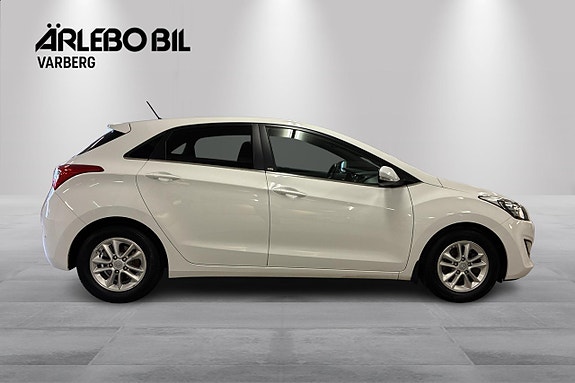 Hyundai i30 6 of 15