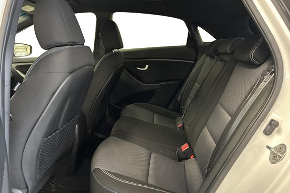 Hyundai i30 10 of 15