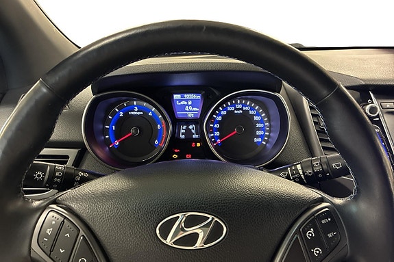 Hyundai i30 12 of 15