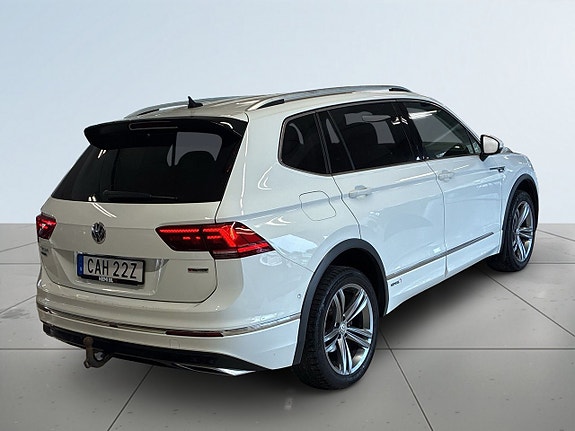 Volkswagen Tiguan Allspace 6 of 18