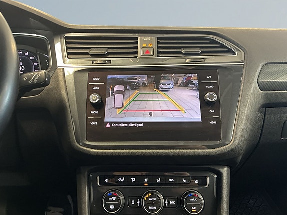 Volkswagen Tiguan Allspace 15 of 18