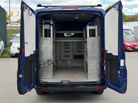 Ford Transit 19 of 23