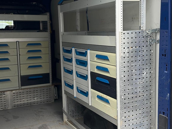Ford Transit 15 of 23