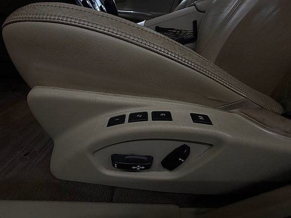 Volvo V60 13 of 18