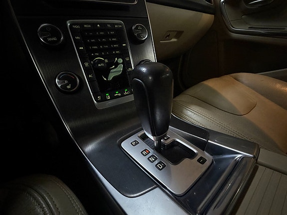 Volvo V60 17 of 18