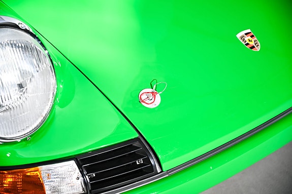 Porsche 911 S 8 of 27