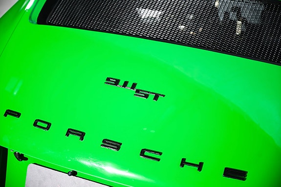 Porsche 911 S 15 of 27