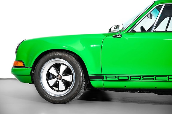 Porsche 911 S 12 of 27