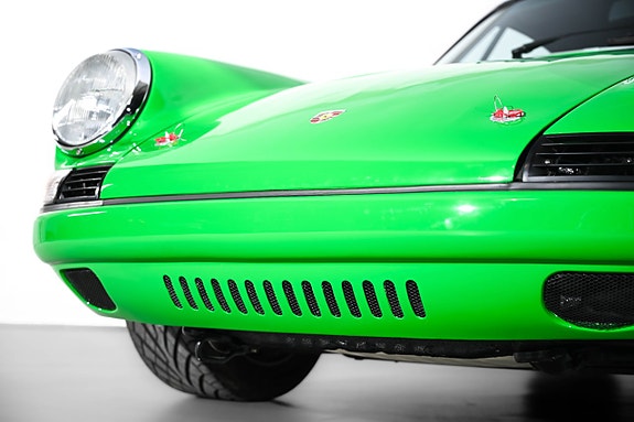 Porsche 911 S 10 of 27
