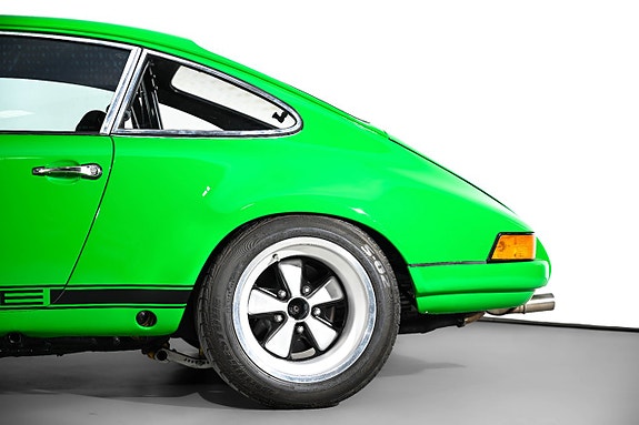 Porsche 911 S 13 of 27