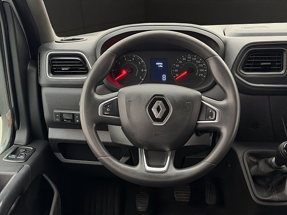 Renault Master 15 of 30
