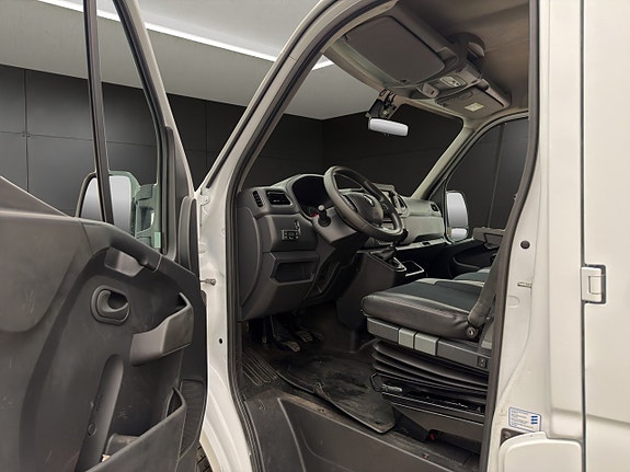 Renault Master 12 of 30