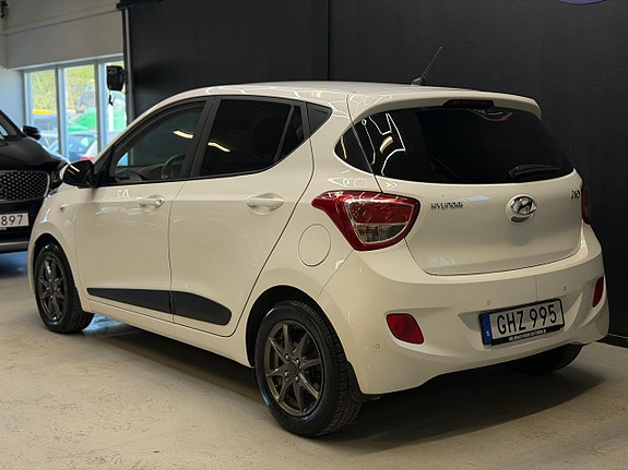 Hyundai i10 18 of 21